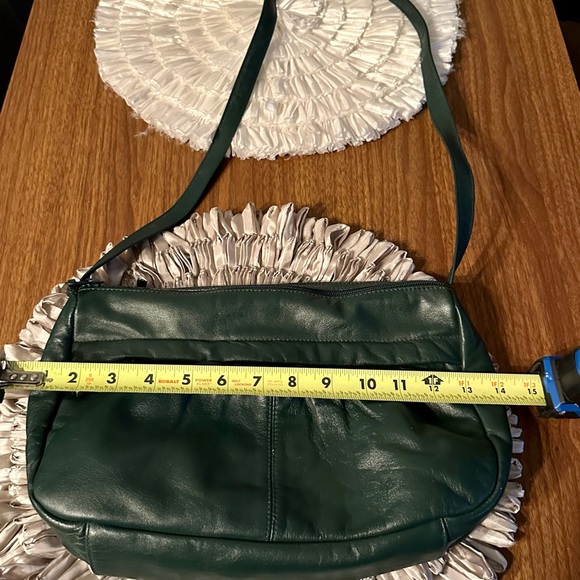 Women’s Purse Lot Carry all tote bundle seven bags/ purses/ totes! - Picture 6 of 16